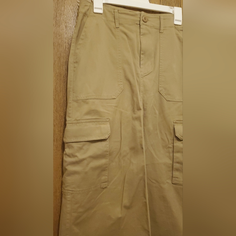 UNIVERSAL THREAD Tan Cargo Midi Skirt NWT Size: 4 - Picture 5 of 11